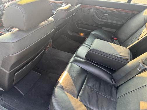 2001 BMW 740 iL