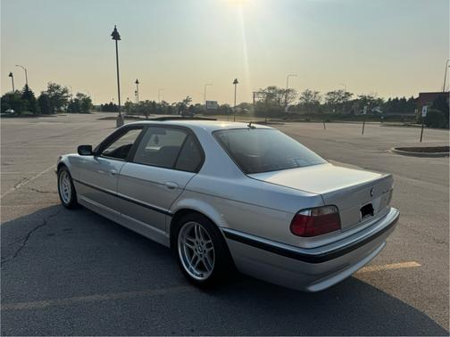 2001 BMW 740 iL