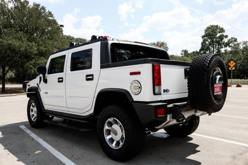 White 2008 Hummer H2 SUT