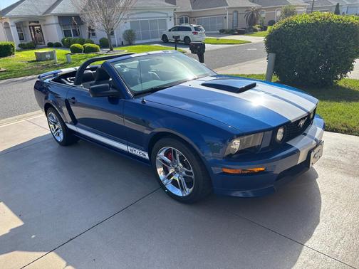 Blue 2007 Ford Mustang GT