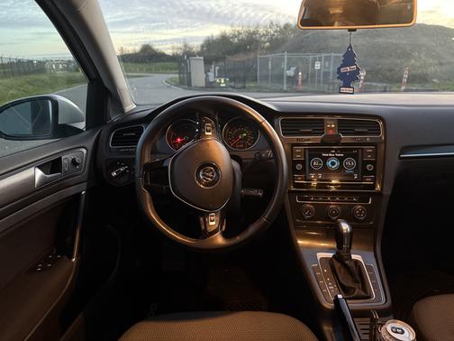 2019 Volkswagen Golf SportWagen 1.8T S