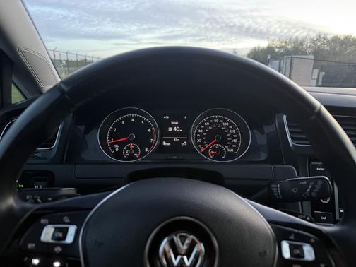 2019 Volkswagen Golf SportWagen 1.8T S