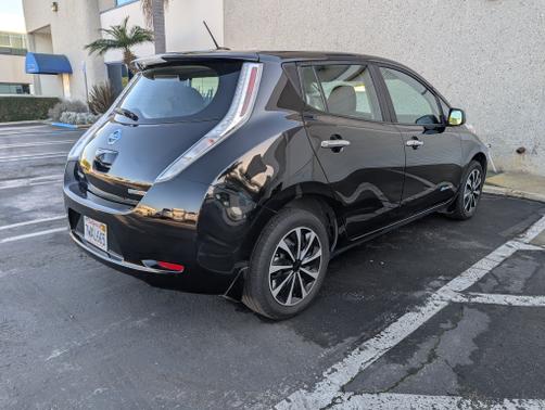 2016 Nissan Leaf S