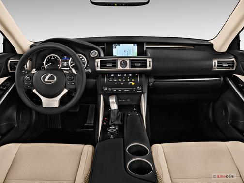 2016 Lexus IS 300 Base