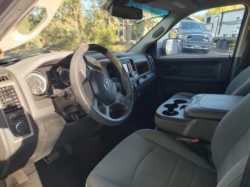 2016 RAM 1500 Tradesman/Express