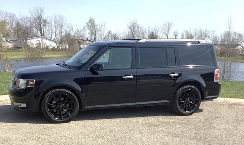 Black 2019 Ford Flex SEL