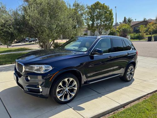 Blue 2017 BMW X5 sDrive35i