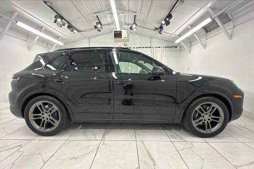 2024 Porsche Cayenne Cayenne