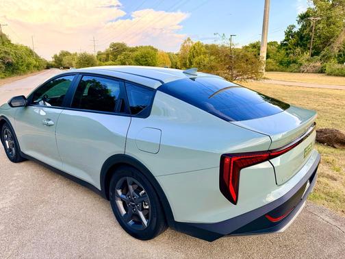 Blue 2026 Kia K4 LXS