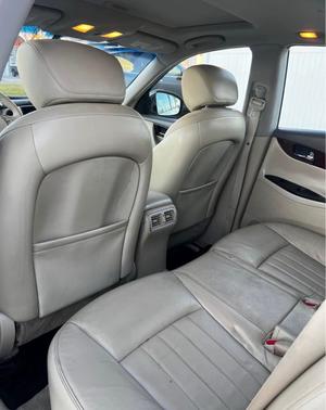 White 2008 INFINITI EX35 Base