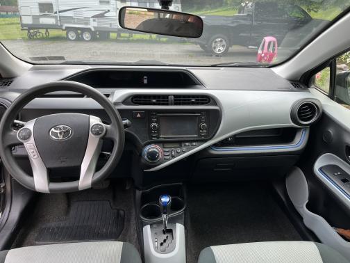 2012 Toyota Prius c Four