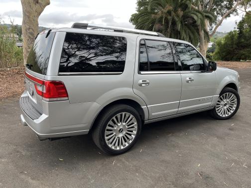 2017 Lincoln Navigator Select