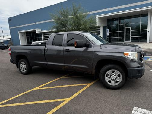 2014 Toyota Tundra SR5