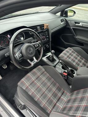 2021 Volkswagen Golf GTI 2.0T S