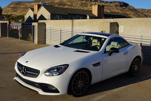 2018 Mercedes-Benz SLC 300 Base