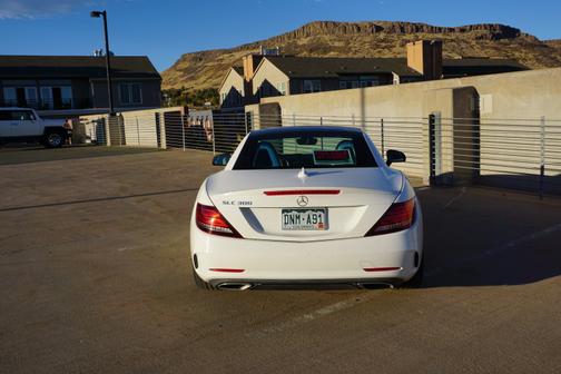 2018 Mercedes-Benz SLC 300 Base