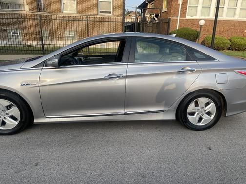 2011 Hyundai SONATA Hybrid Base