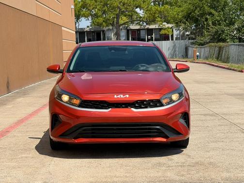 Orange 2022 Kia Forte LXS