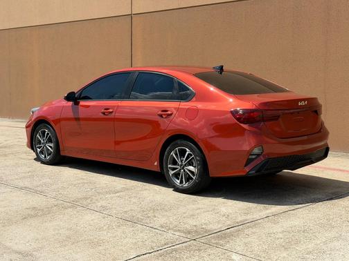 Orange 2022 Kia Forte LXS