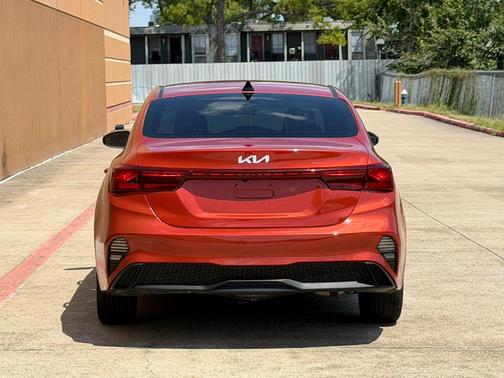 Orange 2022 Kia Forte LXS