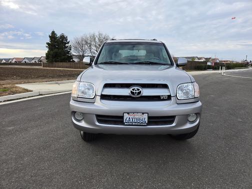 2007 Toyota Sequoia SR5
