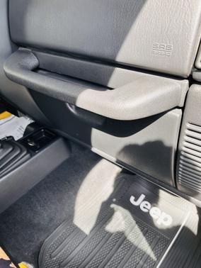 2004 Jeep Wrangler SE