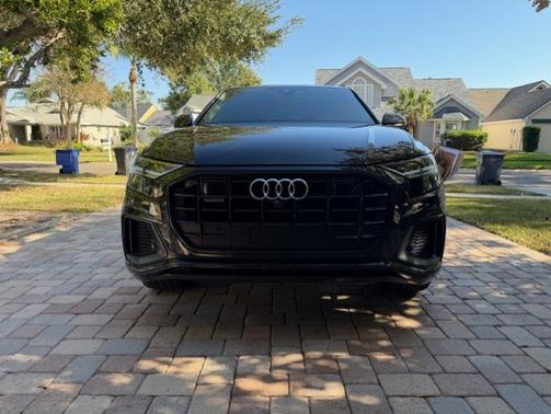 2020 Audi Q8 55 Premium Plus