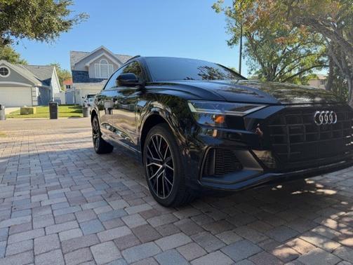 2020 Audi Q8 55 Premium Plus