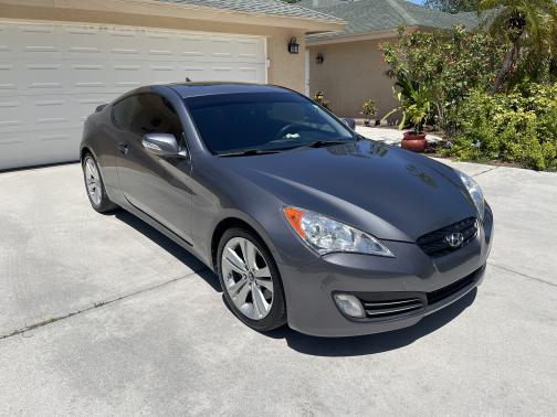 2012 Hyundai Genesis Coupe 3.8 Grand Touring