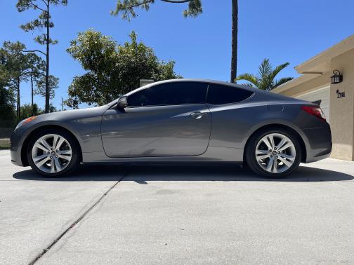 2012 Hyundai Genesis Coupe 3.8 Grand Touring
