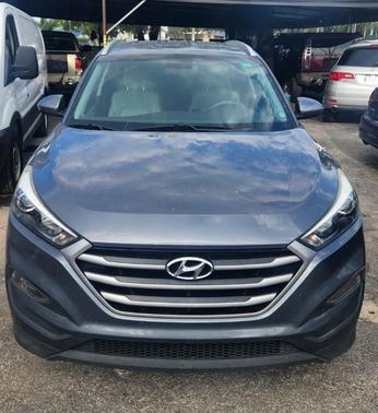 Gray 2018 Hyundai TUCSON SEL