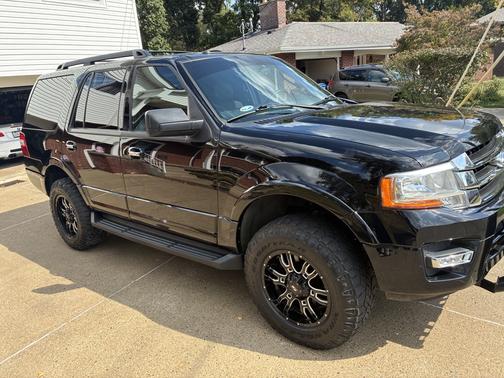 2017 Ford Expedition XLT