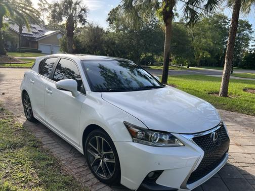 White 2014 Lexus CT 200h Premium
