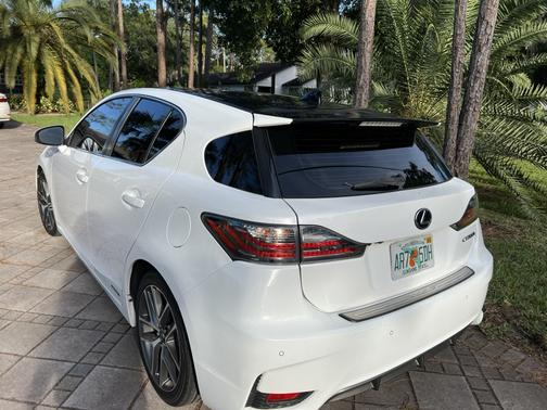 White 2014 Lexus CT 200h Premium