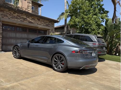 2014 Tesla Model S Performance