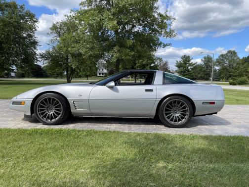1996 Chevrolet Corvette Base