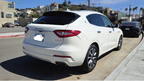 2017 Maserati Levante Base