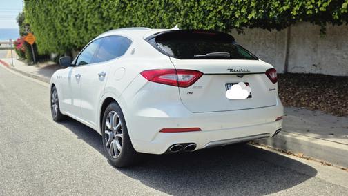 2017 Maserati Levante Base