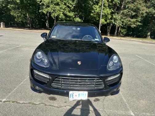 2013 Porsche Cayenne Cayenne GTS
