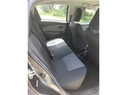 2017 Toyota Yaris LE