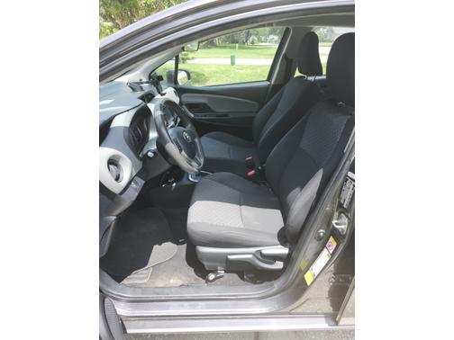 2017 Toyota Yaris LE