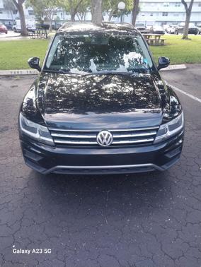 Black 2020 Volkswagen Tiguan 2.0T SEL