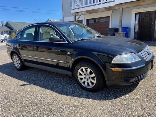 Black 2003 Volkswagen Passat GLS