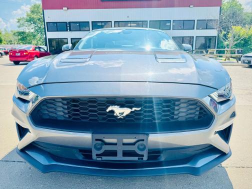 2022 Ford Mustang EcoBoost Premium