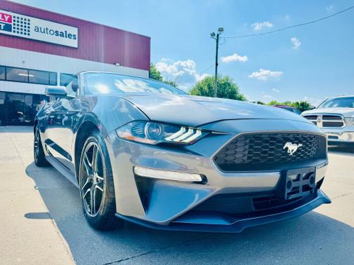 2022 Ford Mustang EcoBoost Premium