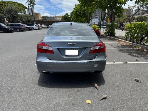 Gray 2014 Hyundai Genesis 3.8