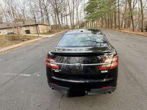 Black 2013 Ford Taurus SHO