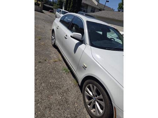 White 2010 BMW 535 i xDrive