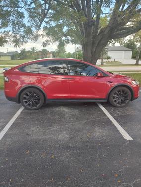 2020 Tesla Model X Long Range Plus