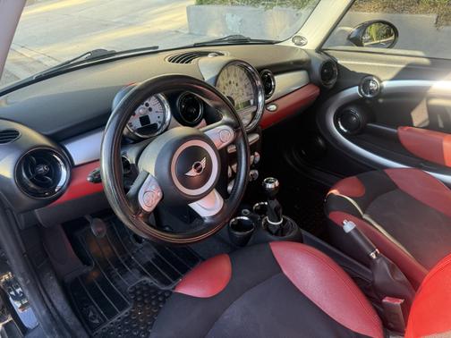 2010 MINI Cooper Base